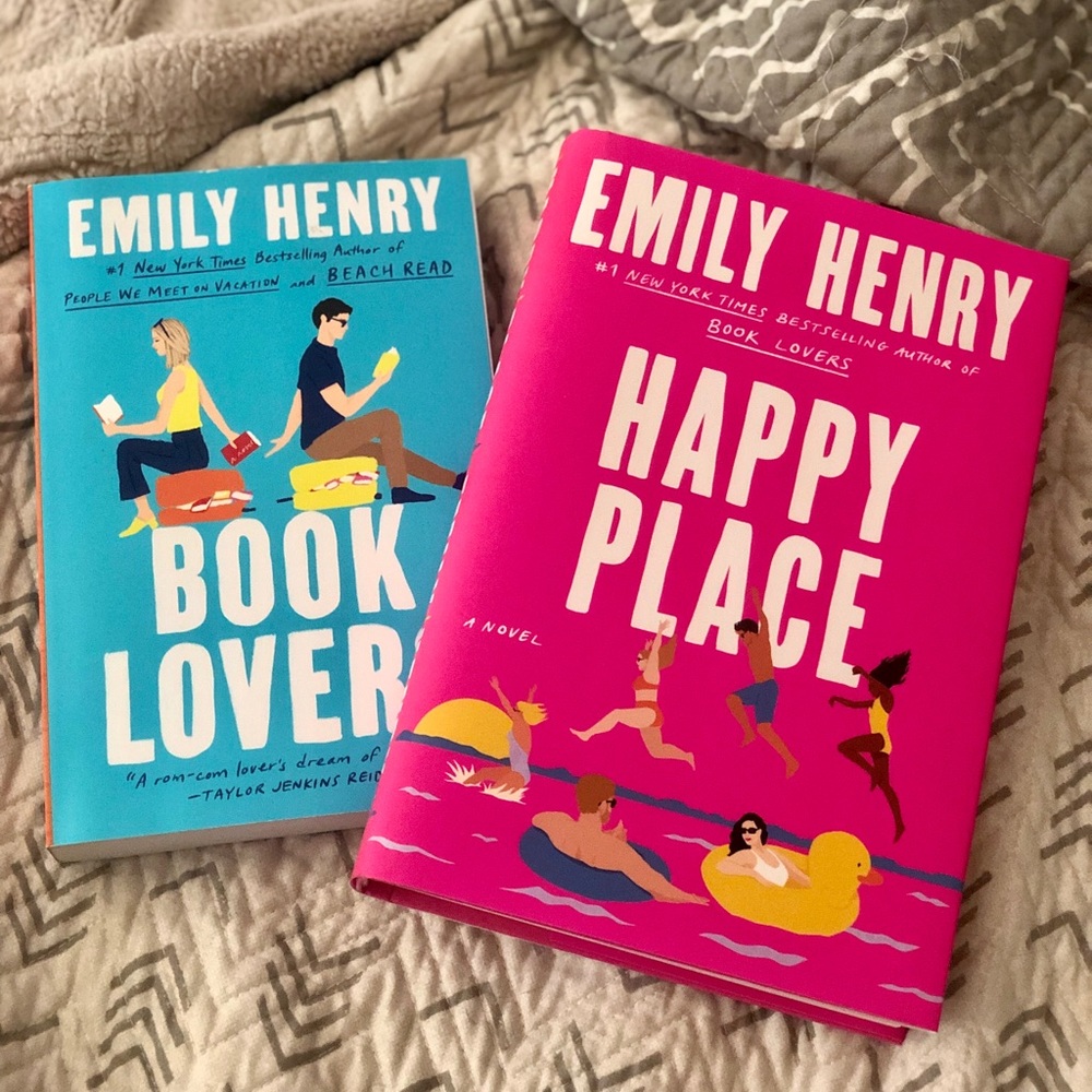 BOOK BUNDLE 📚 2 FOR $12